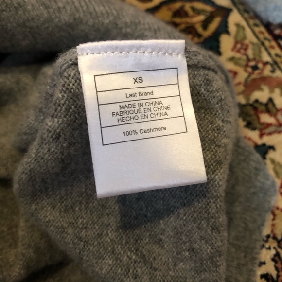 NWOT Cashmere Sweater - Picture 5 of 6